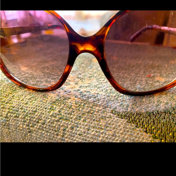 Sunglasses - Picture 2 of 6